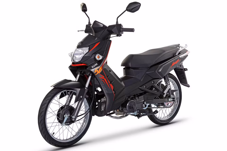 Xe được trang bị khối động cơ 4 kì dung tích 49,5cc, công suất 2,3 mã lực, Amigo 50 được coi là chiếc xe linh hoạt trong giao thông nội thị, mức tiêu thụ nhiên liệu 1,55 lít/100km (với tốc độ tiêu chuẩn 50km/h).