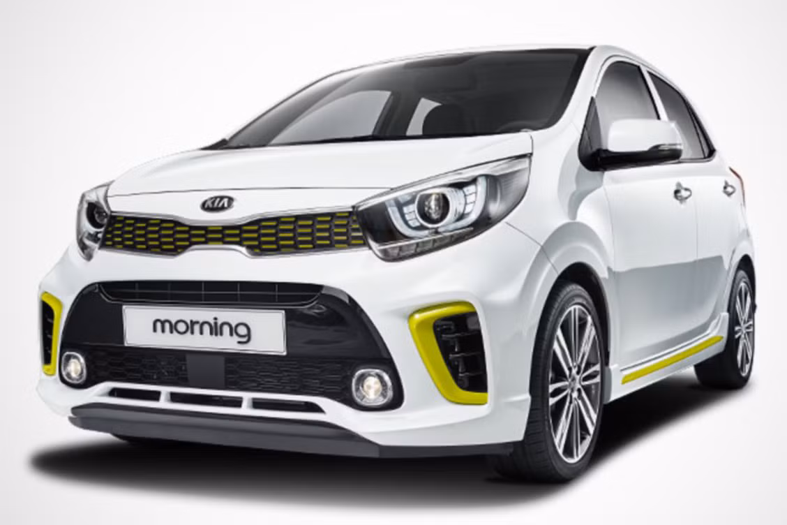 Tại thị trường này, mẫu xe ôtô gia đình cỡ nhỏ Kia Morning 2018 có hai phiên bản gồm 1.2 MT và 1.2 AT với giá bán đi kèm lần lượt là 625.000 Php (khoảng 280 triệu đồng) và 685.000 PhP (khoảng 307 triệu đồng).