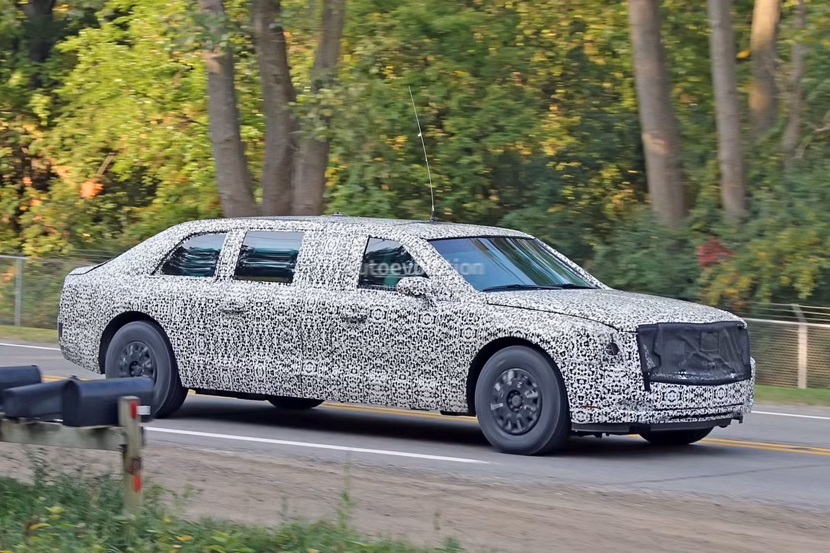 So với bản Cadillac ông Trump đang sử dụng thì The Beast 2.0 có phần đuôi ngắn gọn hơn.