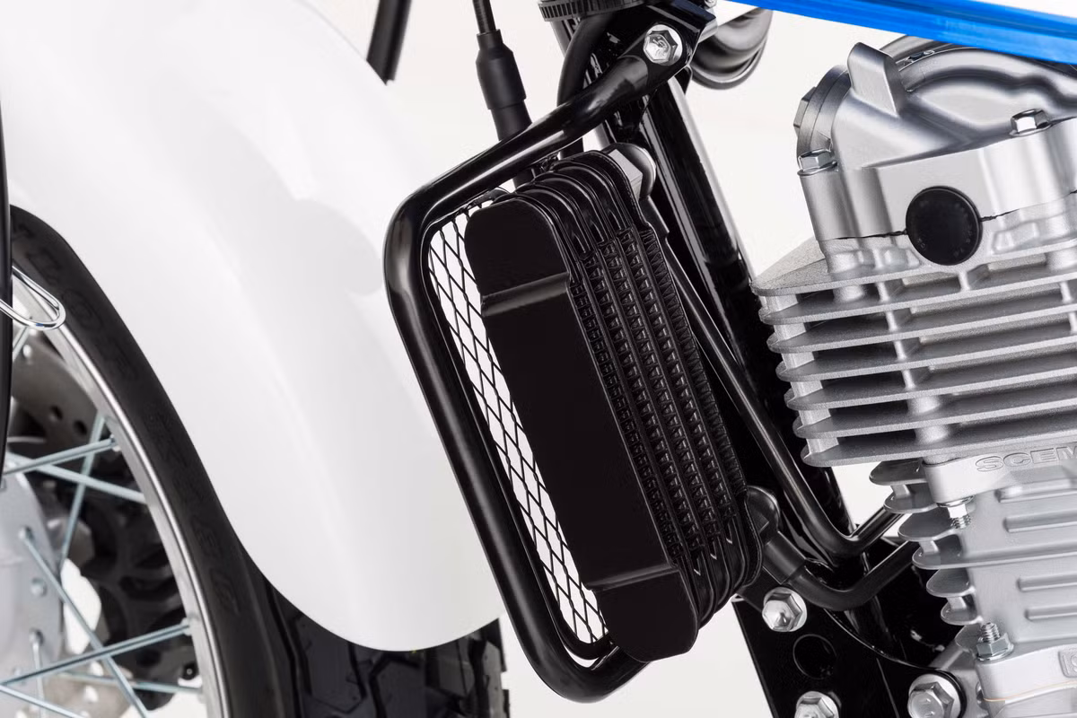 Đi kèm với đó là công nghệ phun xăng điện tử và hộp số 5 cấp. Hiện Suzuki chưa công bố mức công suất và mô-men xoắn của xe.