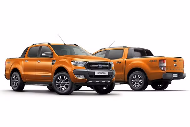 Khách hàng mua xe trong tháng 9 này tiếp tục được nhiều chương trình ưu đãi hấp dẫn từ nhà phân phối và các đại lý trên toàn quốc.