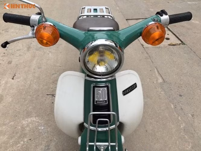 Có tên chính xác là Super Cub C50, C70 hoặc C90 tùy vào dung tích xi-lanh, trên thực tế Cub 79 đã được ra đời từ đầu thập niên 70. Do phải tới khoảng năm 1979, dòng xe này mới được nhập nhiều vào Việt Nam nên nó đã được dân Việt gọi là Cub 79 để phân biệt với các đời Super Cub trước đó.