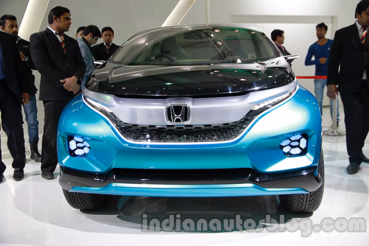 Theo tiết lộ, Honda Vision XS-1 sẽ được trang bị một khối động cơ có sẵn 1.5 lít. Tuy nhiên, hãng xe ôtô Honda cũng chưa đưa ra thông tin chi tiết về hệ thống động cơ của mẫu xe mới này.