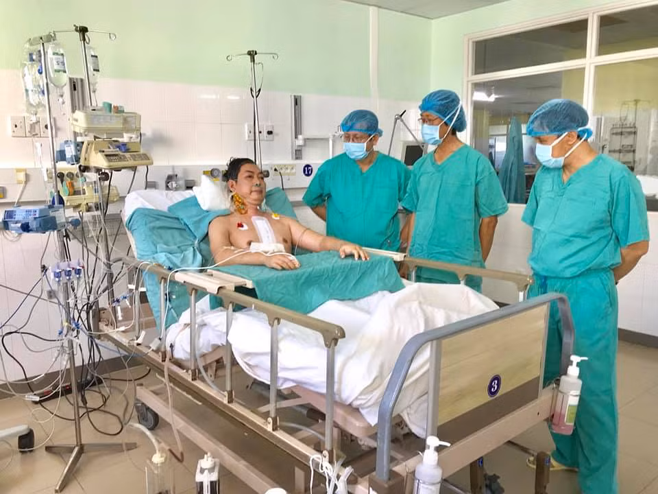 Thanh nien 27 tuoi hien tang toan bo noi tang cuu song 4 nguoi-Hinh-3