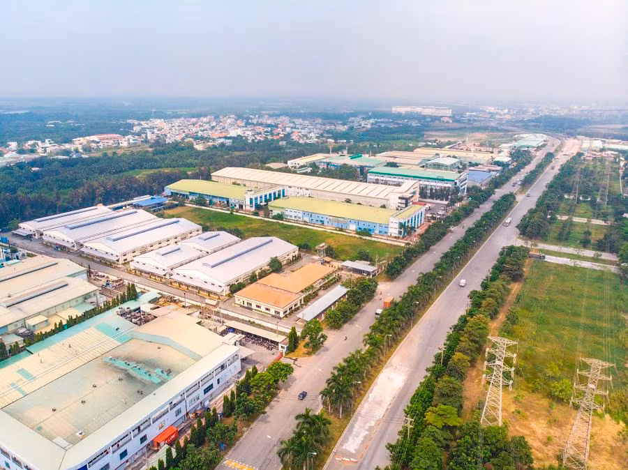 Dak Lak: Cong ty Xay dung 470 trung goi thau lam duong gan 25 ty dong