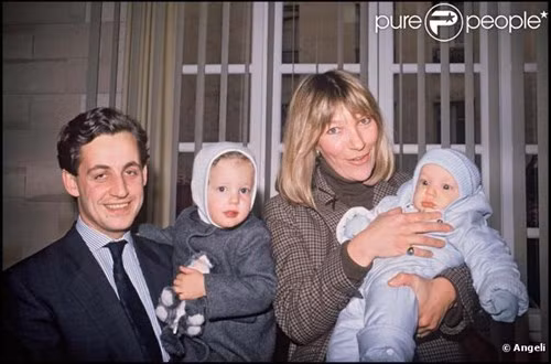 Chuyen tinh ai day thang tram cua Tong thong Phap Nicholas Sarkozy