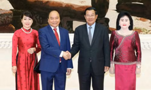 Viet Nam - Campuchia tim cach giai quyet van de bien gioi ton dong
