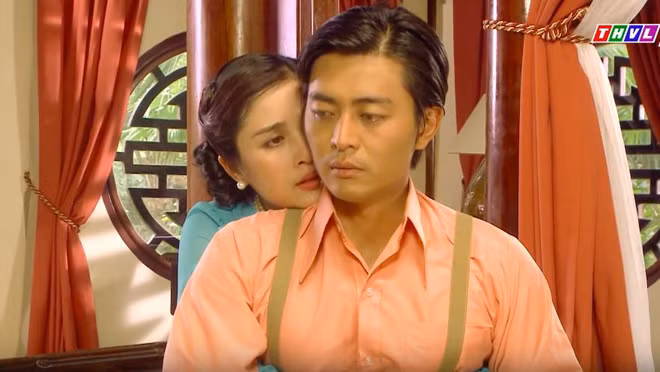 Nhung moi quan he loan luan, trai le thuong o 'Tieng set trong mua'-Hinh-2