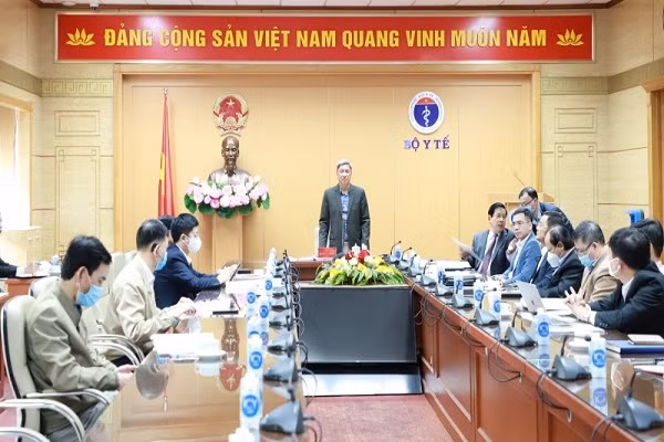 Chi phí điều trị trung bình cho bệnh nhân COVID-19 Chi phi dieu tri trung binh cho benh nhan COVID-19
