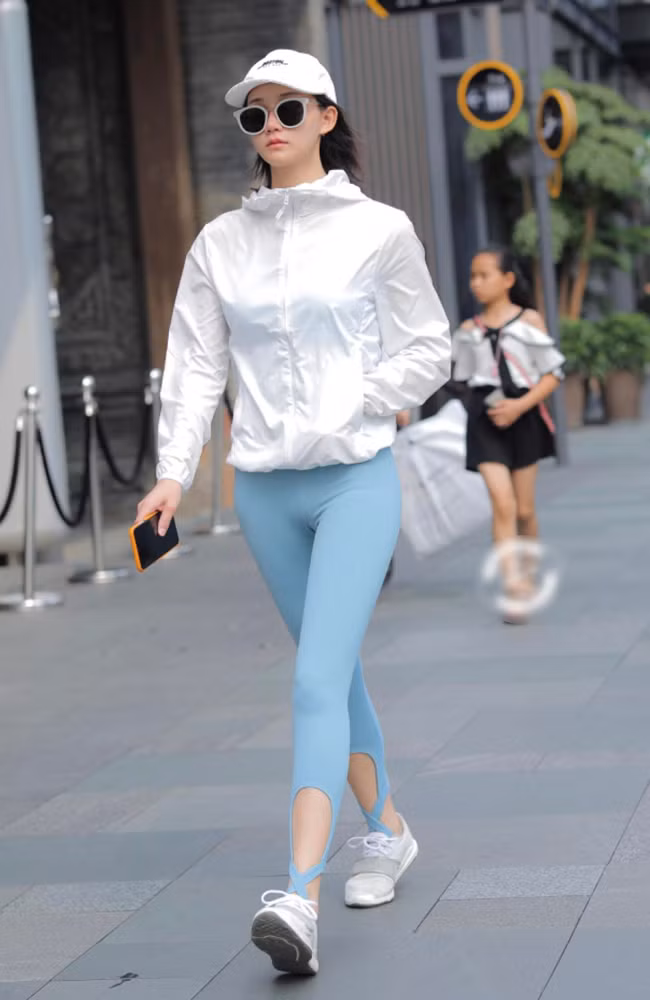 Quần tập ngày càng đa dạng về kiểu dáng.
