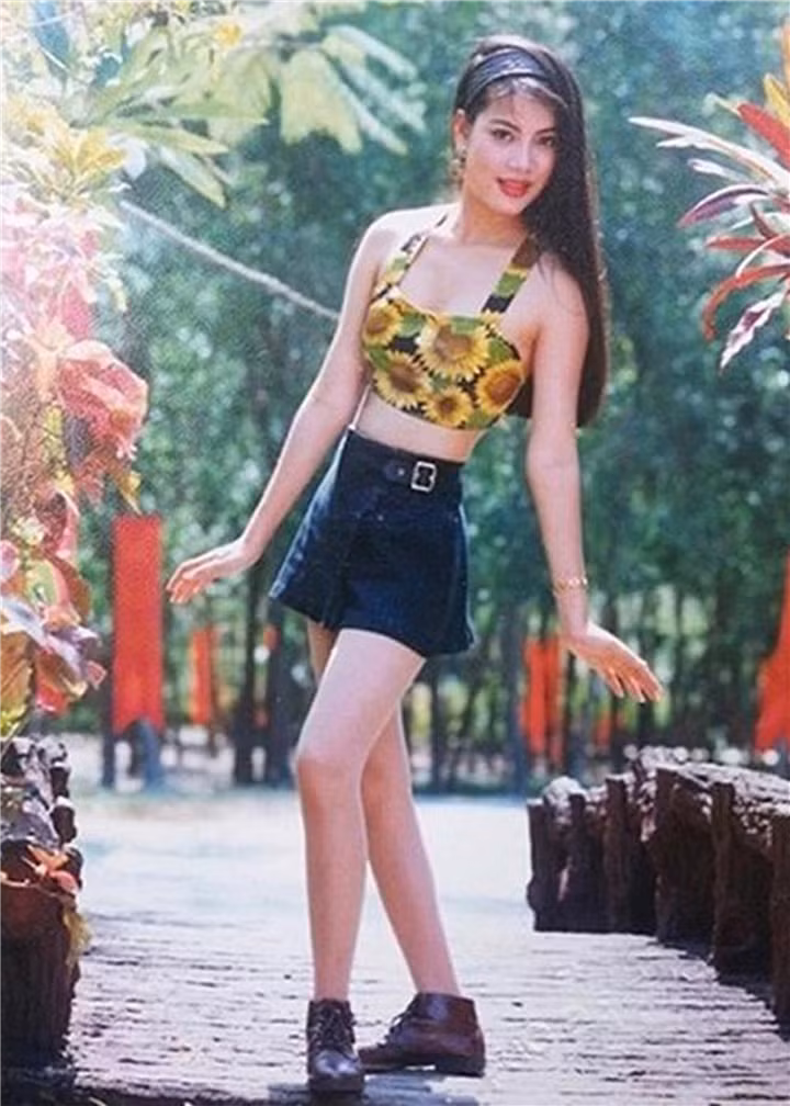 Hoa hậu Việt đóng phim: Người chỉ “dạo chơi”, người thành sao lớn - Hình 9 Hoa hau Viet dong phim: Nguoi chi “dao choi”, nguoi thanh sao lon-Hinh-9