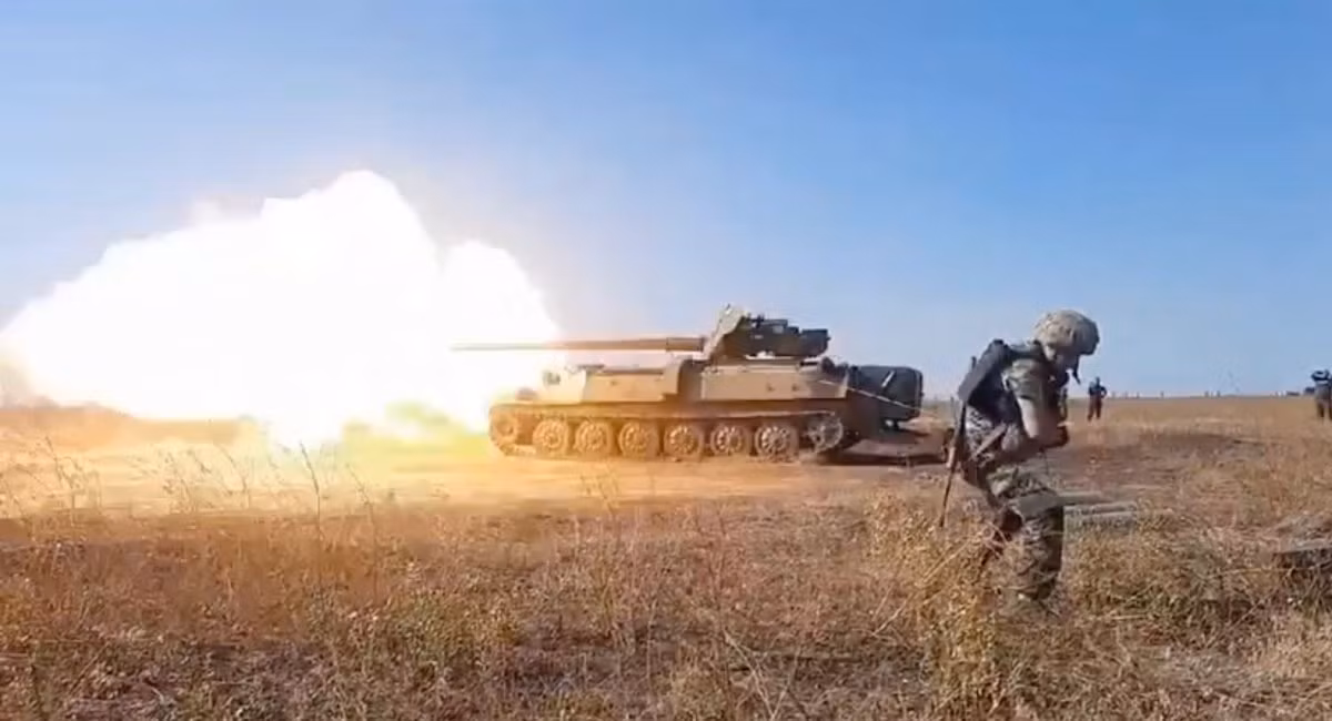 Tạp chí Quốc phòng Ukraine vừa cho đăng tải một loạt hình ảnh, về khẩu pháo tự hành "hàng độ", được quân đội nước này tự sáng tạo.