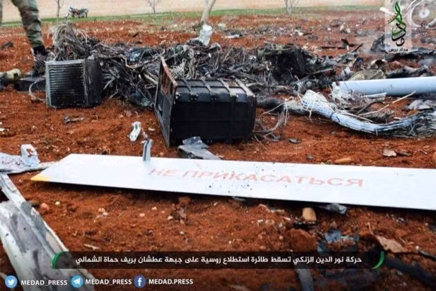 Một số máy bay không người lái của Nga ở Syria đã bị Quân đội Mỹ bắt giữ, có khả năng họ đã tấn công và hạ chúng bằng tổ hợp chế áp điện tử.