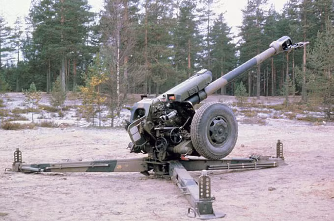 Tờ Sputnik của Nga cũng cho biết, lực lượng Right Sector (bị Nga liệt vào danh sách tổ chức khủng bố) của Ukraine đã có những hành vi khủng bố người dân địa phương.