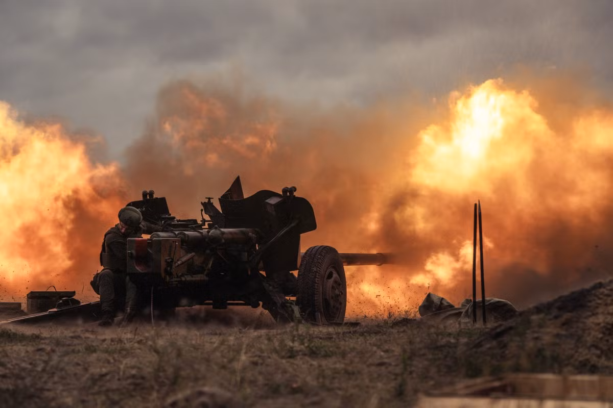 Ukraine sap dua phao chong tang 60 nam tuoi vao tham chien