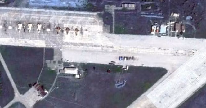 Cách đây ít lâu, nhiều vụ nổ liên tiếp đã xảy ra ở Crimea, trong đó có khu vực gần trụ sở Hạm đội Biển Đen của Nga tại Sevastopol và gần cầu Kerch nối bán đảo Crimea với đất liền Nga.