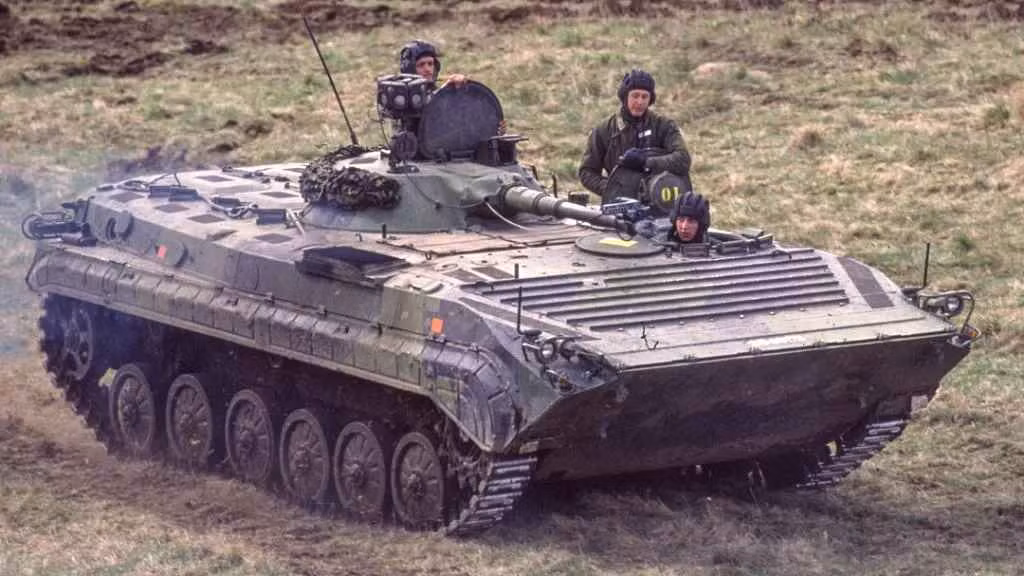 Trong số đó, Liên Xô đã sản xuất hơn 20.000 chiếc BMP-1, Tiệp Khắc đứng vị trí thứ hai với hơn 18.000 chiếc từng được xuất xưởng.