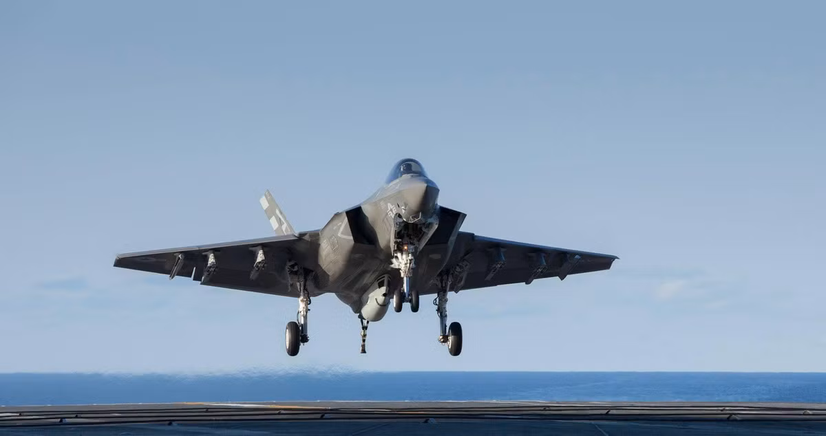 F-35C là phiên bản duy nhất chưa thực chiến, trong khi F-35A và F-35B đã tham chiến tại Syria và Afghanistan, tại các chiến trường này chúng được đánh giá hiệu suất chiến đấu vượt cả sự mong đợi.