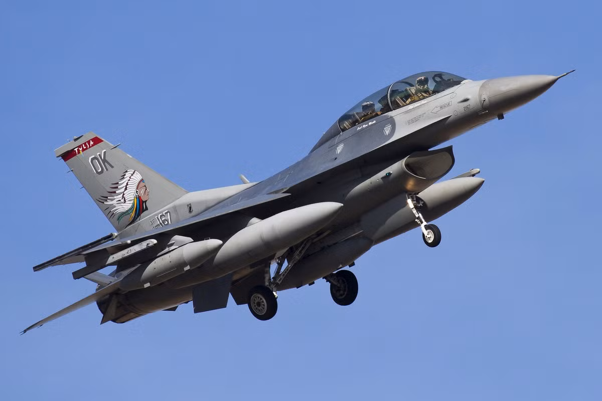 Những khó khăn kể trên, đã khiến NATO và Mỹ chưa thể chuyển giao F-16 cho Ukraine, thậm chí nếu cố đưa F-16 tới Ukraine, Kiev cũng không đủ cơ sở vật chất để tiếp nhận và không đủ phi công để vận hành.