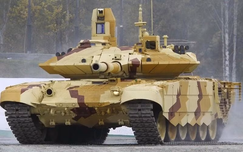 Theo các nguồn tin Nga, thỏa thuận mua sắm xe tăng T-90MS đã được thảo luận ít nhất từ năm 2017 và đi đến sự thống nhất vào tháng 7 năm 2020 với số lượng cung cấp là 500 chiếc.