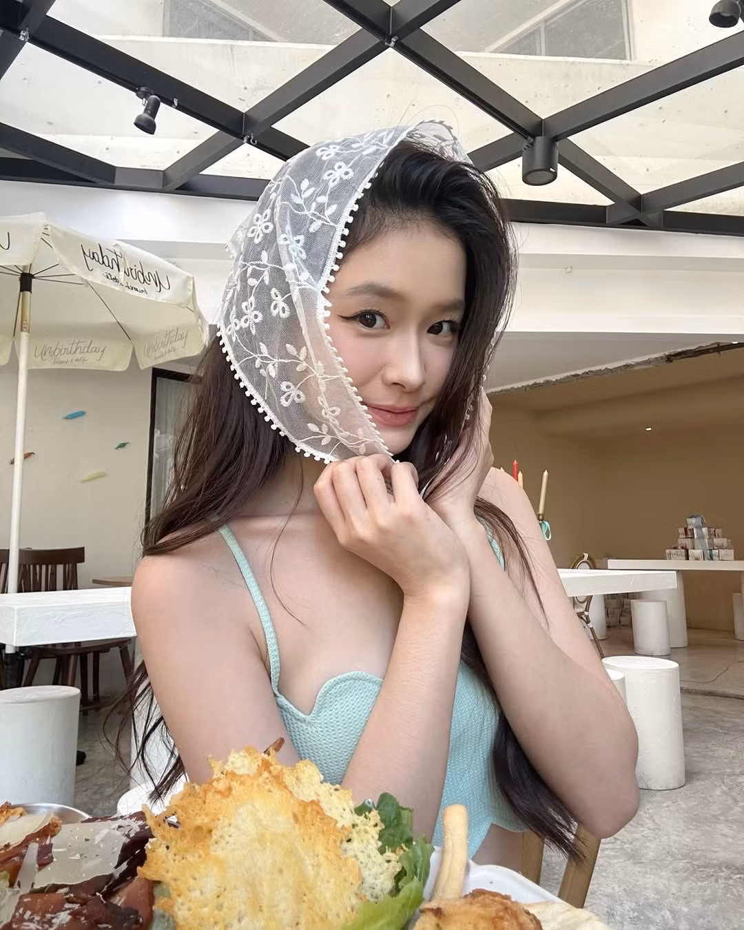 Nàng Tiktoker gen Z từng tốt nghiệp Trường Quốc Tế - ĐHQGHN.