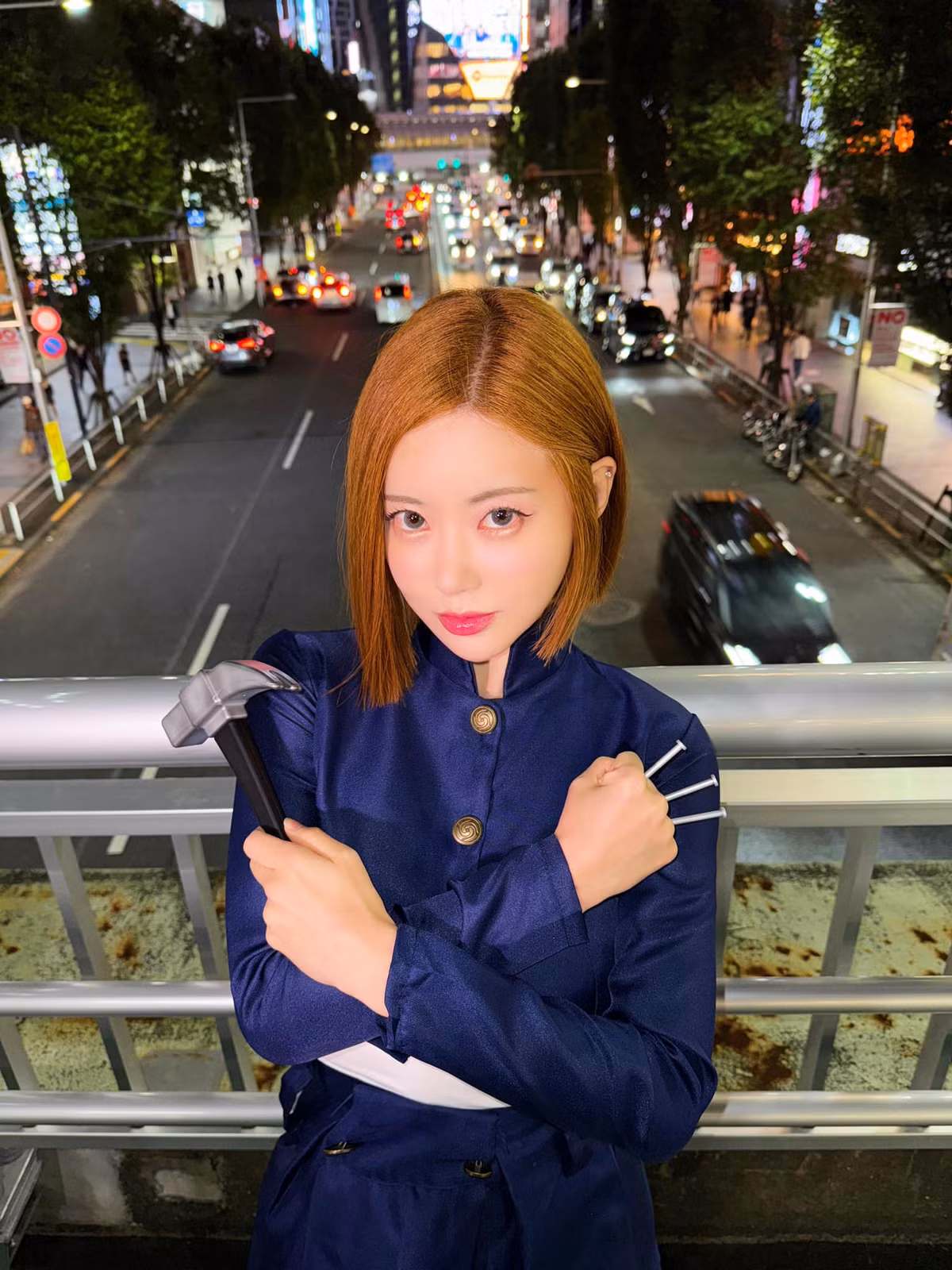 DJ Soda (tên thật là Hwang So Hee) được mệnh danh là một trong những "phù thủy âm thanh" xinh đẹp nhất xứ sở Kim chi.