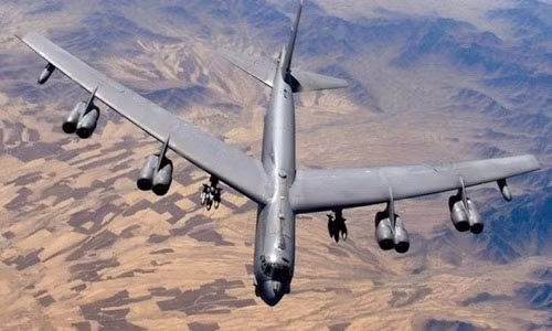 "Pháo đài bay" B-52.