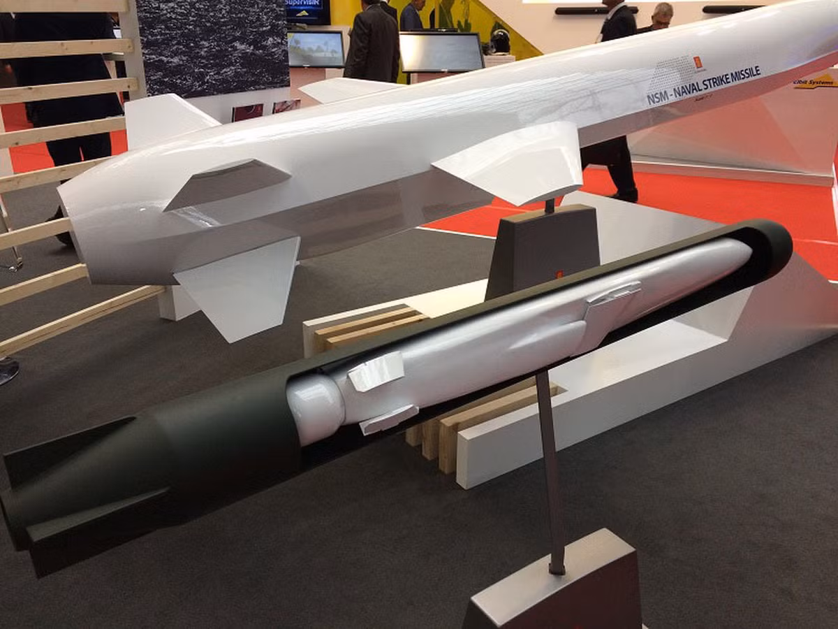 Hãng chế tạo Kongsberg Gruppen trong quá trình phát triển NSM đã dành ra hơn 10 năm để khắc phục hết các nhược điểm, từ đó cho ra đời loại tên lửa diệt hạm được đánh giá mạnh nhất thế giới hiện nay.