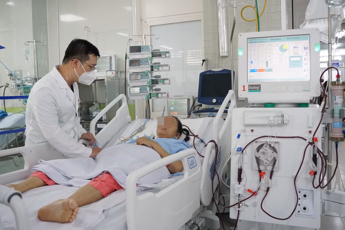 Co thai 21 tuan khong biet, san phu nguy kich vi nhau cai rang luoc