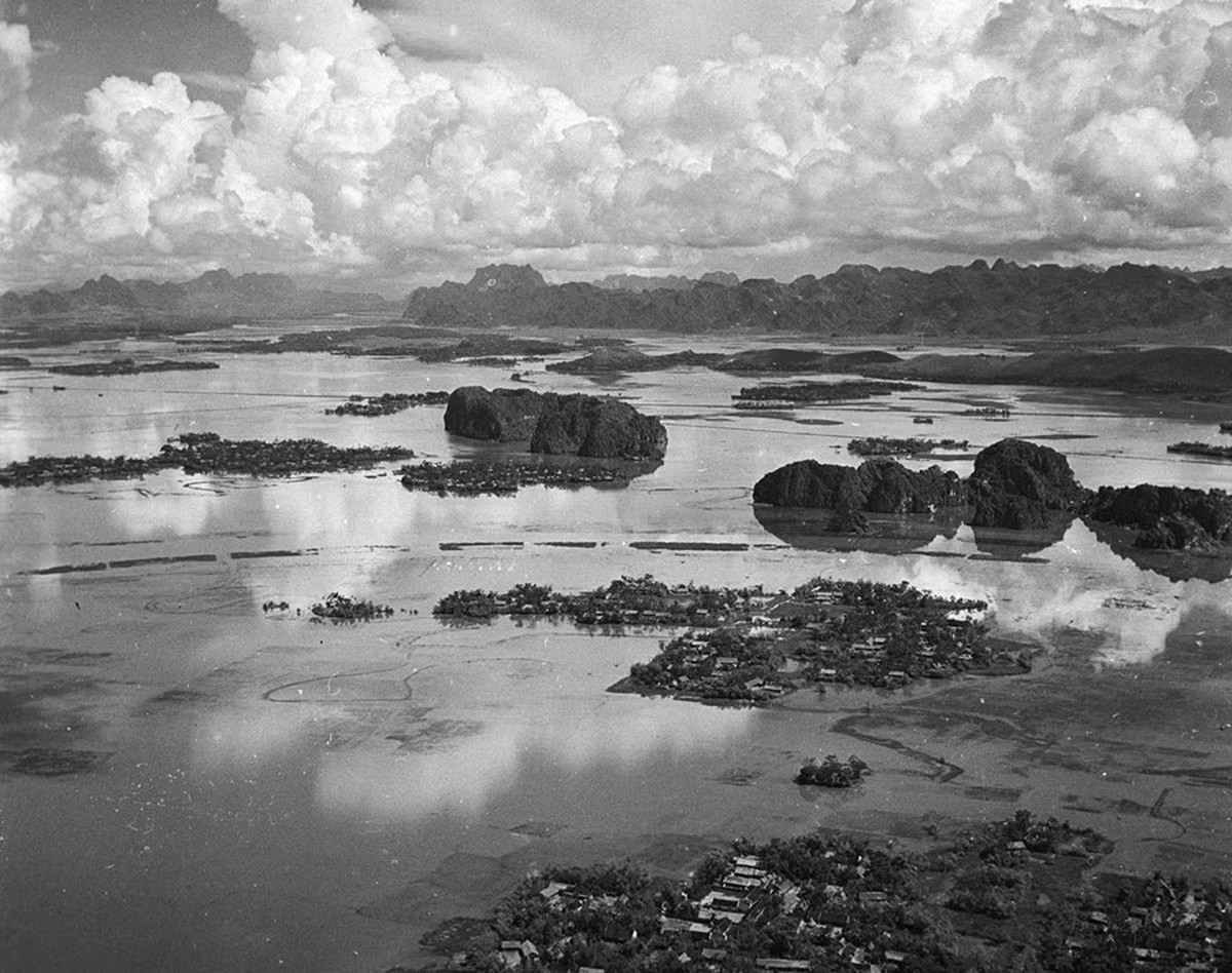 Một góc vịnh Hạ Long.