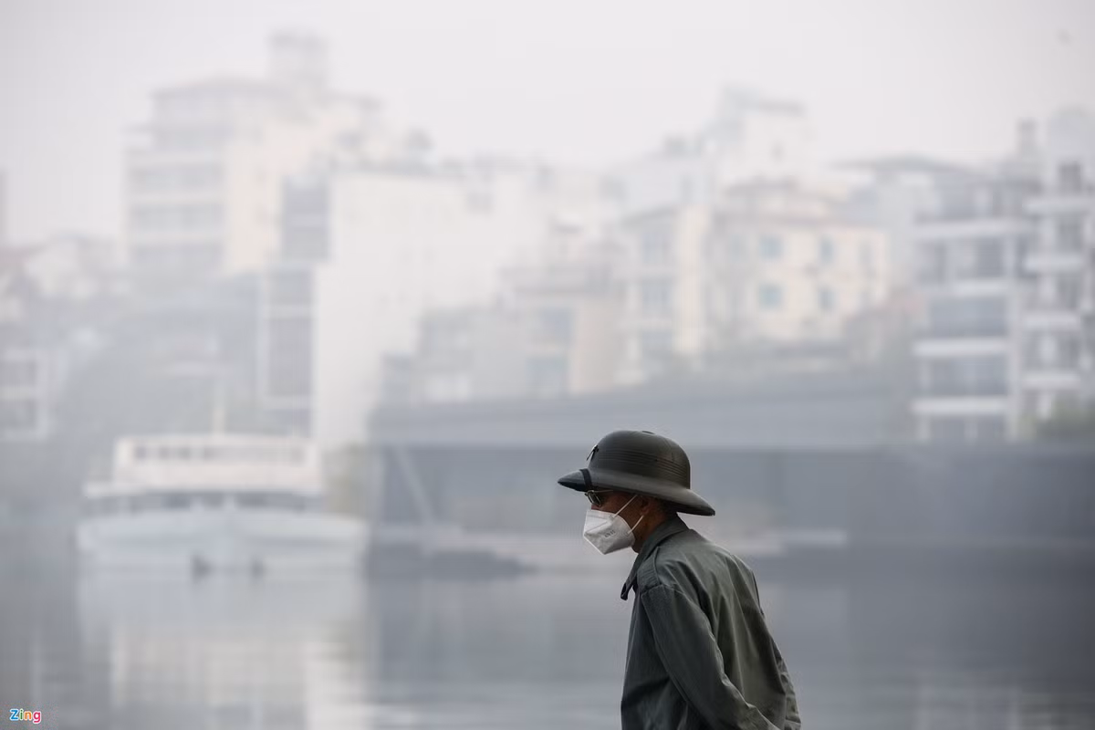 Theo dự báo, ngày 8-9/3, đợt không khí lạnh mới tràn về có thể giúp khuếch tán bụi bẩn. Lúc này, mức độ ô nhiễm tại Hà Nội dự kiến được cải thiện.