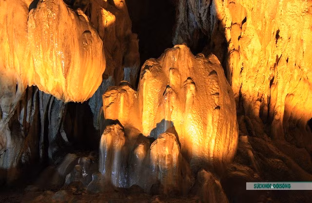 Kham pha ve dep hang dong day quyen ru o Ha Long-Hinh-6
