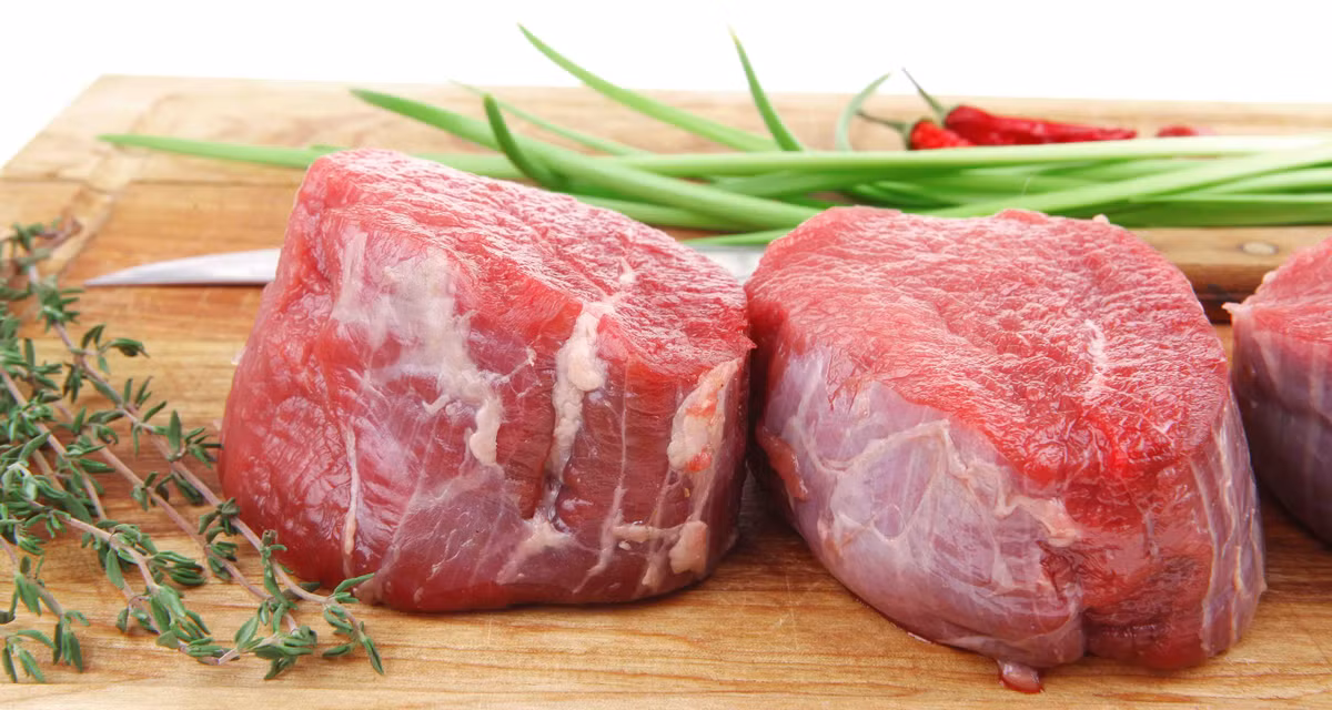 Vitamin B12 thúc đẩy nhánh chuỗi amino acid chuyển hóa, do đó cung cấp năng lượng cần thiết cho cơ thể trong những hoạt động cường độ cao.