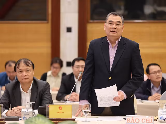 Bo Cong an: So bi can vu cac TT dang kiem khong dung o 400
