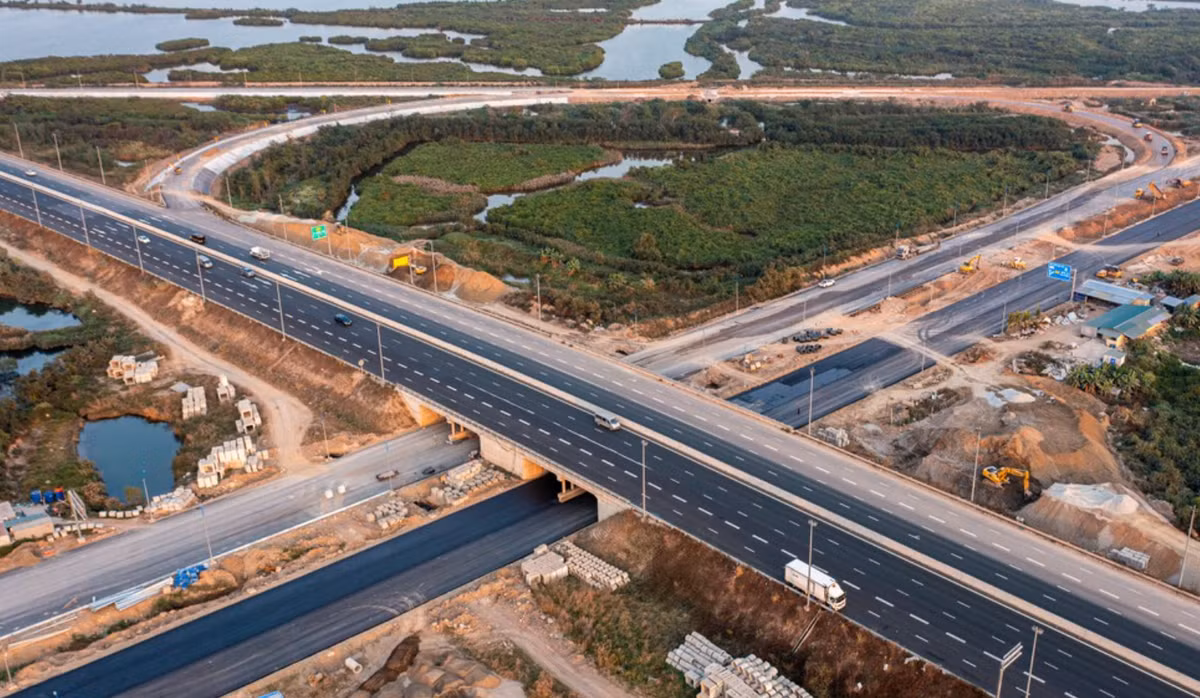Vì sao dự án tiền tỷ nút giao Đầm Nhà Mạc chậm tiến độ? Vi sao du an tien ty nut giao Dam Nha Mac cham tien do?