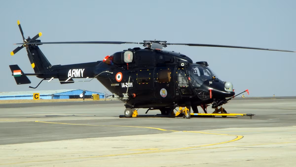 Trực thăng đa dụng HAL Dhruv là loại trực thăng do Ấn Độ tự sản xuất hiện đang phục vụ trong Không quân nước này. Hiện tại, Không quân Ấn Độ đang sở hữu 83 chiếc trực thăng loại này. Nguồn ảnh: IAF.