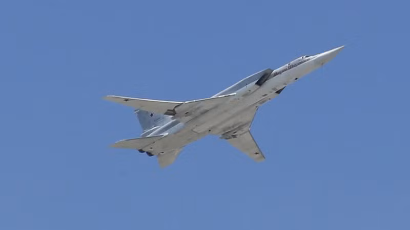 Hiện tại trên bán đảo Crimea, Nga đang có các tổ hợp vũ khí hiện đại bao gồm tên lửa S-300, S-400, Buk-M2, Pantsir và Iskander. Ngoài ra các máy bay Tu-22M3 của Nga được cho là sẽ sớm nâng cấp lên phiên bản hiện đại hơn trong tương lai. Nguồn ảnh: Missile.