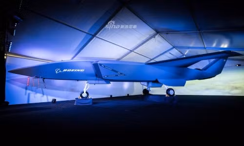 Trong đầu tháng 3 vừa qua, Boeing vừa cho ra mắt sản phẩm mẫu của loại máy bay không người lái được Australia chi tiền đầu tư. Nguồn ảnh: Sina.