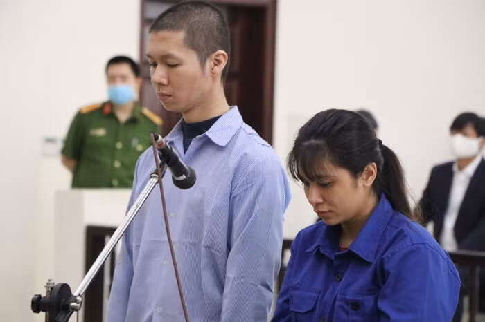 Năm 2018, Lan Anh có quan hệ tình cảm với Tuấn và có con chung. Cả 2 đều là đối tượng nghiện ma túy đá. Đến tháng 10/2019, hai người thuê một căn hộ mini ở ngõ 46 Phạm Ngọc Thạch (phường Phương Liên, Đống Đa, Hà Nội).
