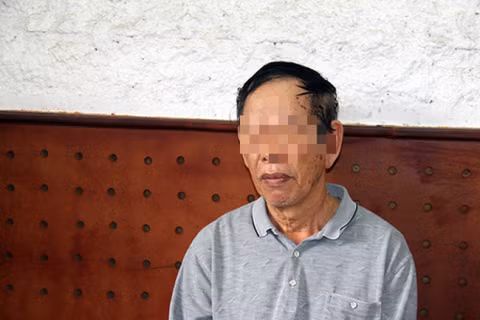 Cu ong 73 tuoi hiep dam be gai 13 tuoi: Loi hoi han muon mang