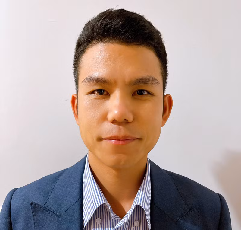  Trần Trọng Tuấn, Phó Chủ tịch HĐQT Công ty cổ phần Xây dựng và dịch vụ thương mại Tuấn Quỳnh: Từ một doanh nghiệp nhỏ có 5 thành viên với vốn điều lệ 5 tỷ đồng, đến nay, doanh nghiệp đã giải quyết việc làm cho hơn 300 người với vốn điều lệ trên 100 tỷ đồng, doanh thu những năm gần đây đạt trên 1.000 tỷ đồng. 
