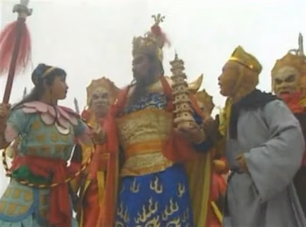 Tay Du Ky: Ton Ngo Khong phai bo tay thuc thu truoc yeu quai nao?-Hinh-5