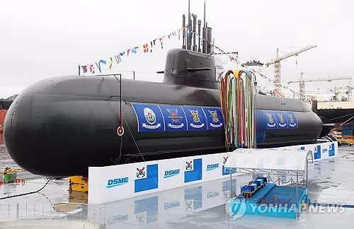 Tuy nhiên quá trình thử nghiệm được cho là sẽ có thể kéo dài tới 24 tháng trước khi tàu ngầm này đủ khả năng phục vụ trong lực lượng Hải quân Hàn Quốc. Nguồn ảnh: QQ.