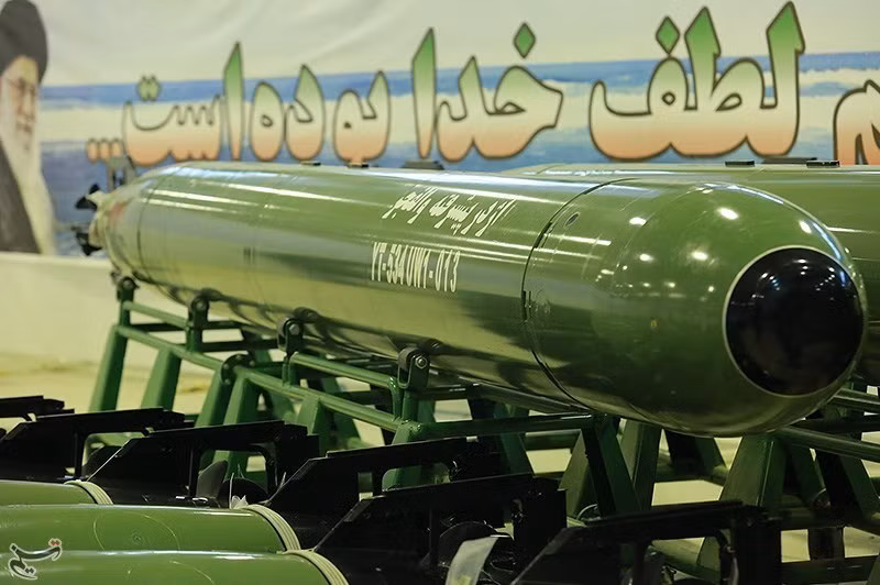Theo đó đầu tiên có thể kể đến mẫu ngư lôi chủ lực của Hải quân Iran là Valfajr, đây là mẫu ngư lôi hạng nặng do Iran tự sản xuất và được trang bị phổ biến trên các tàu ngầm "bỏ túi" của nước này.