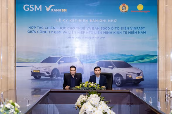 HTX tài xế taxi công nghệ lớn nhất VN mua, thuê ô tô điện VinFast từ GSM HTX tai xe taxi cong nghe lon nhat VN mua, thue o to dien VinFast tu GSM