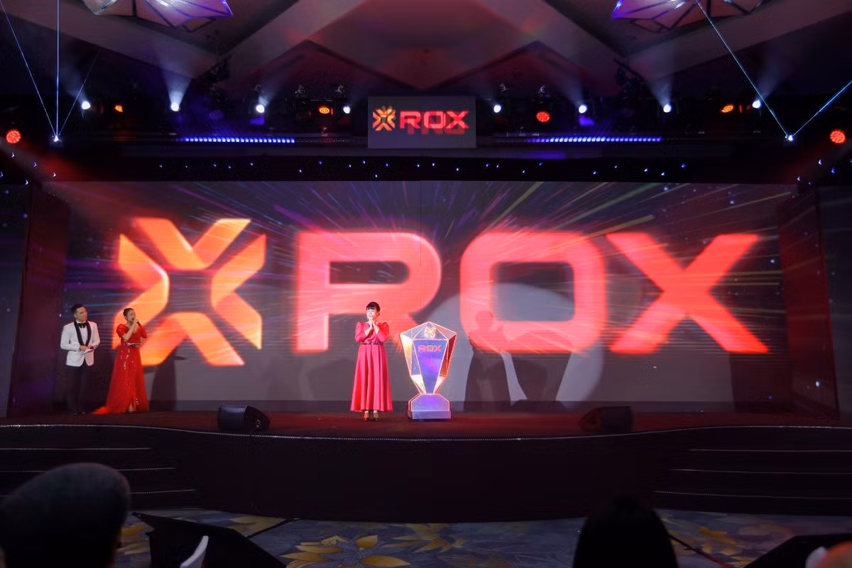 ROX Group trao tang hon 3.000 suat qua tet cho nguoi ngheo-Hinh-3