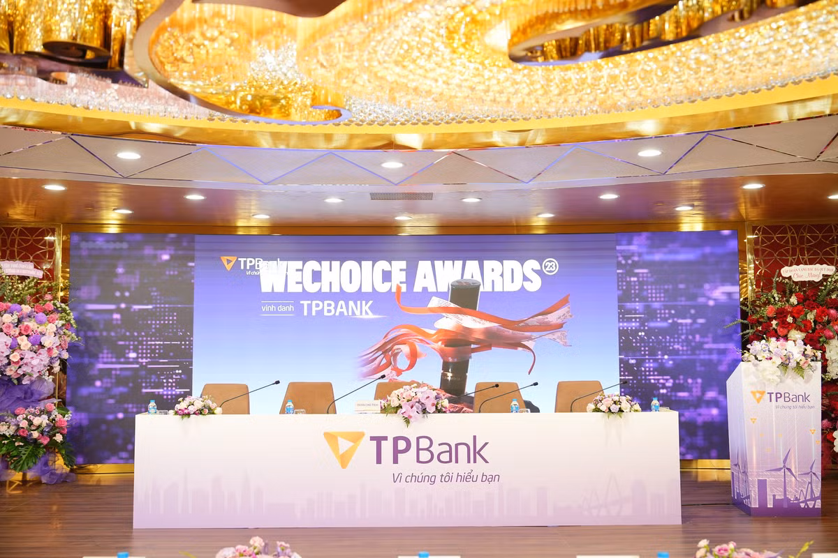 TPBank đặt kế hoạch lợi nhuận 7.500 tỷ tăng 34% năm 2024, kết quả tích cực ngay từ quý đầu TPBank dat ke hoach loi nhuan 7.500 ty tang 34% nam 2024, ket qua tich cuc ngay tu quy dau