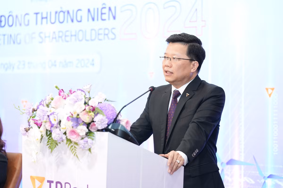 TPBank đặt kế hoạch lợi nhuận 7.500 tỷ tăng 34% năm 2024, kết quả tích cực ngay từ quý đầu - Hình 7 TPBank dat ke hoach loi nhuan 7.500 ty tang 34% nam 2024, ket qua tich cuc ngay tu quy dau-Hinh-7