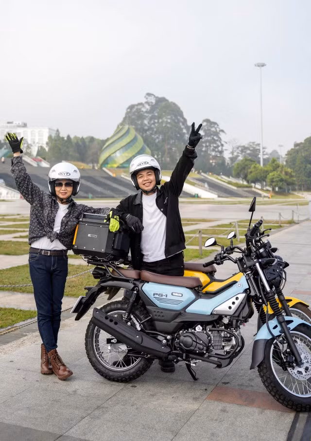 Me U60 chay xe may di phuot Da Lat cung con trai-Hinh-3