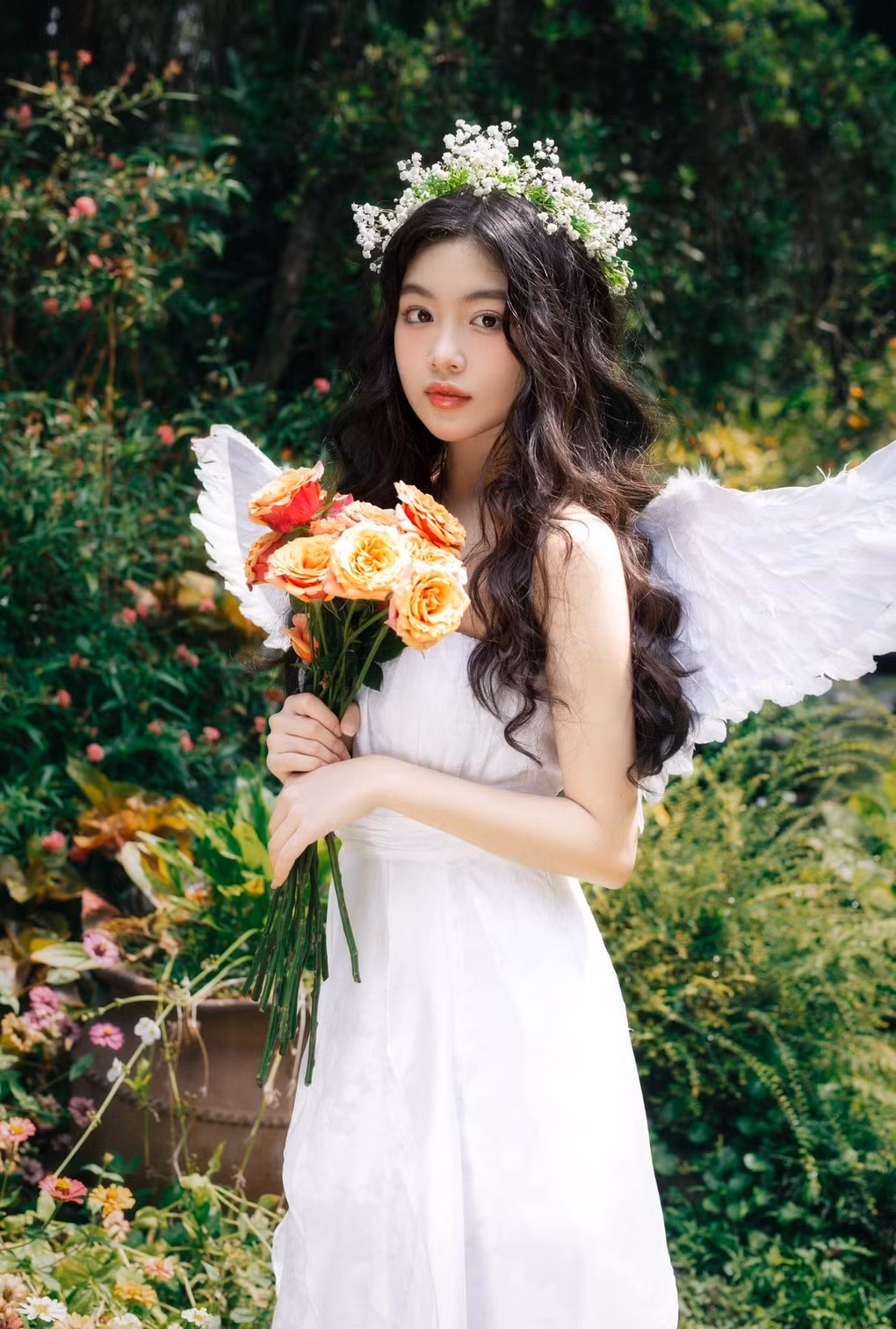 Lọ Lem - con gái Quyền Linh: Nhan sắc rực rỡ tuổi 17 - Hình 11 Lo Lem - con gai Quyen Linh: Nhan sac ruc ro tuoi 17-Hinh-11